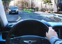 Hyundai Motor Group и компания WayRay представляют технологию отображения информации нового поколения 